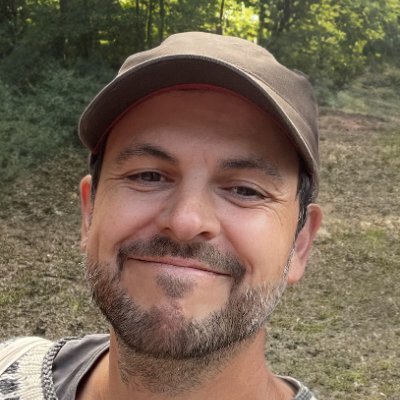JamesJohanHunt's profile picture. Game Director @ Fast Travel Games