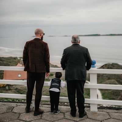 Wedding Photographer. Tweets absolutely do represent my employer. Arsenal Fan