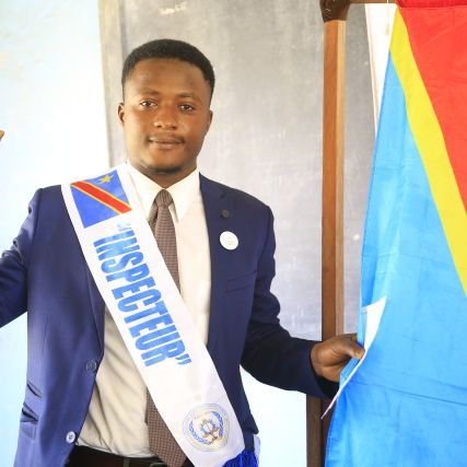 juriste par formation et défenseur en droits de l'homme en RDC 🇨🇩⚖️ Chrétien Croyant le Message de l'heure apporter par W.M.B.
Célibataire et libéral.