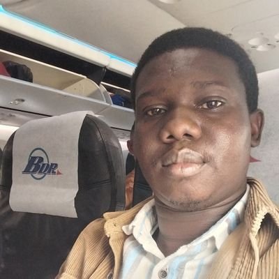 🎨 Designer, Coding Wizard, Networking guru and a dreamer #chelseafc 💙 die hard fan