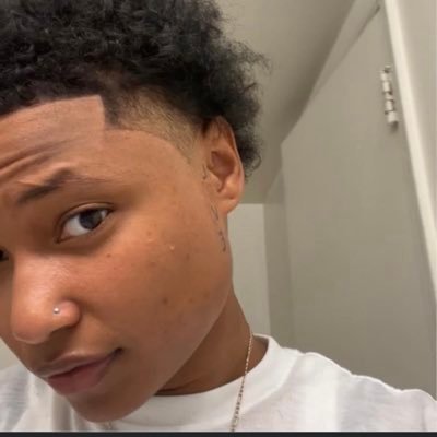 Sammie_Stts's profile picture. Jersey 📍