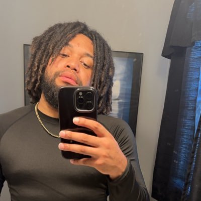 melyfe__'s profile picture. 