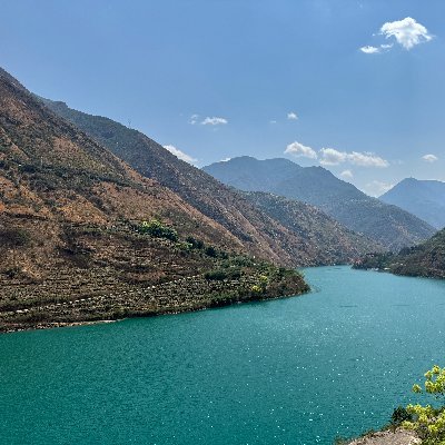 houweipeng's profile picture. AI Tech