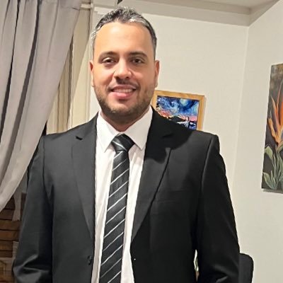 hcasanova18's profile picture. Ingeniero de Software