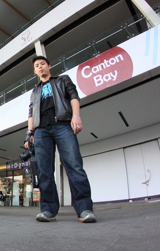 yesayadanu's profile picture. A photographer, videographer, digital marketing consultant, tech geek, and a lousy singer. I'm enjoying life, YOLO. [Ecclesiastes 3:22]
 http://t.co/KWPM6rcY