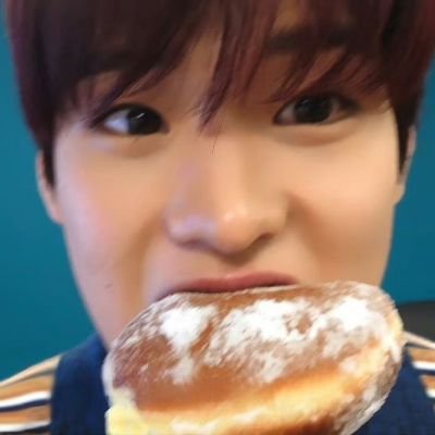 hahahee2333's profile picture. 