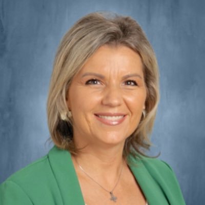 Mom | Wife | District Curriculum Coordinator | Principal | AP of the Year | Math Coach | Golden 🍎 Finalist | Teacher | Love the Game 🥎⚾️