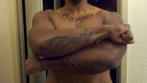 dbarnes9807's profile picture. 