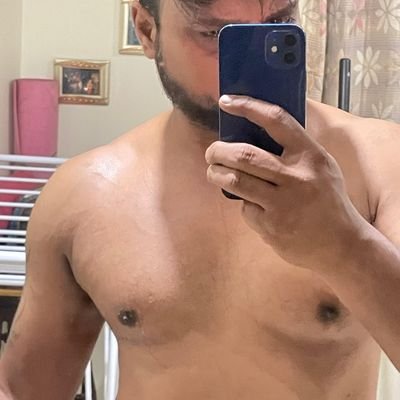 Nagpur hunk here looking for hf Indian girls n guys most welcome.loda khada to ched bada 😜😜😜