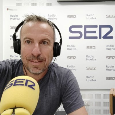 Periodista en @la_SER.Primero las personas, luego todo lo demás. En #PuntaUmbria me encontrareis.