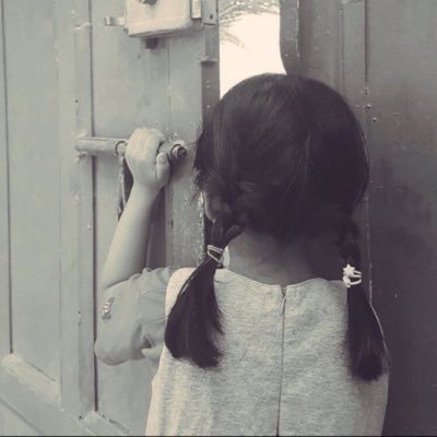 لا يهمني أن أكون محبوب يكفي أن أكون شخص لا ينافق،ولا يخون،ولا يجامل ولا يعرف الناس وقت الحاجه….