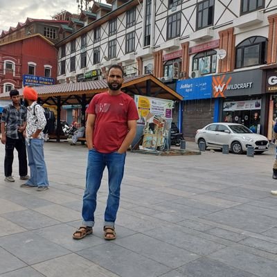 SonuMakroo's profile picture. People are illogical,unreasonable and selfcentered l♡ve them any way