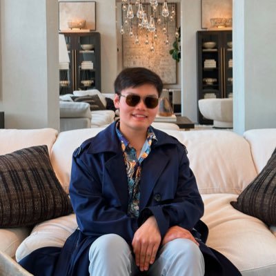 ronrockycoloma's profile picture. Entertainment Flair