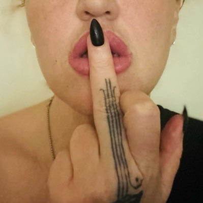 BiancaPatchwork's profile picture. "My red hair doesn't slither and hiss, but the men around me are as cold and hard as stone AS ABOVE SO BELOW  LEFT HAND PATH  #they LGBTIQA+