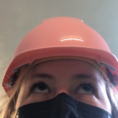 groomziie's profile picture. hmm