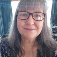 Sandra Paul (@foxtongirl) 's Twitter Profile