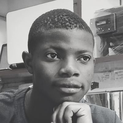 its_ongeri's profile picture. From pixels to processors 💻 | Graphic & UI/UX designer in progress | Future chip engineer 🚀 #DeeTechDesigns