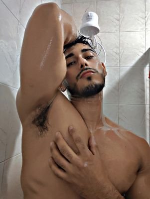 AdrianoRolon4's profile picture. Lo que vino es mejor de lo que fue ❤️