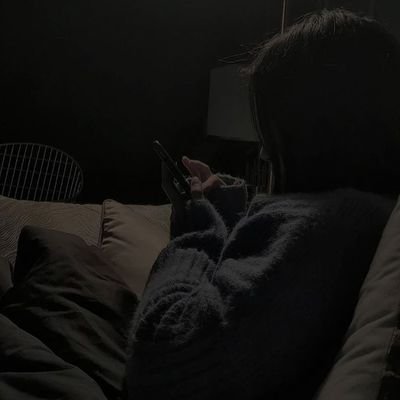 lmzanal's profile picture. از خون جوانان وطن لاله دمیده❤️‍🩹