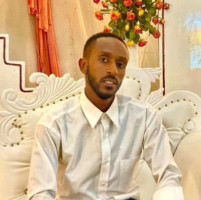 BLOGGER || COMPATRIOT || CONTENT CREATOR 🌐There is no such thing as self made man, you will reach to your goals only with the help of others😍#UWIRWANDA🇷🇼✊