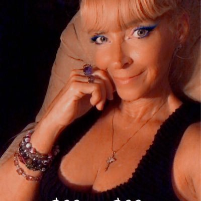 (Marlene Bamasita) Music A&R/MusicArtist/Photographer/Model/Blogger/Radio Host on