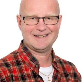 j'œsːɛ Konstruktör/Snickare/bryggeritekniker. Vuxna pojkar fritiden ägnas åt biodling kajaking MC boulé in thé Woods.
🐝.
🍺.
Har gått Vägvalets mentorsprogram.