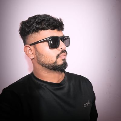 yashkatad's profile picture. 