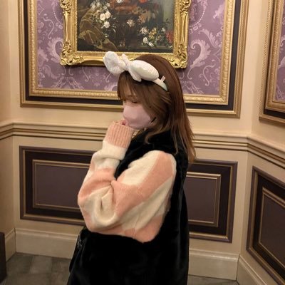 in9367's profile picture. ヘアメイクします🌙  インスタ@hair_make_moe