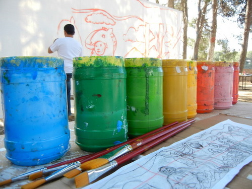 Collaborative Murals In #Palestine - A project between http://t.co/wrlFzMOb7s, @MECAForPeace, @estriaorg's #WaterWrites & @ORSMP