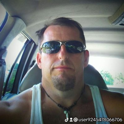 Jeffchesnu56568's profile picture. single gay guy for you too make as u want