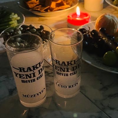 Vee seni her zaman sevdiğimi unutma …”MÜZEYYEN”💜