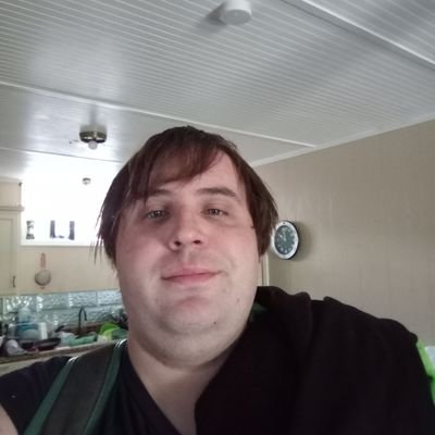 I am a gay single guy from Mississippi. I am 29 years old and I like cooking food and writing stories.