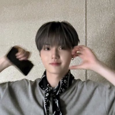 0ggyul's profile picture. 