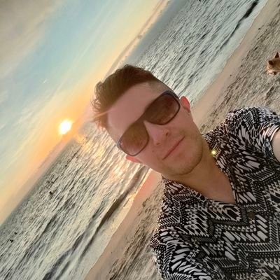 Christian7SF's profile picture. Independiente Santa Fe 🇮🇩
Música 🎹🎸