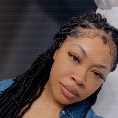 DiosaxxHera's profile picture. 