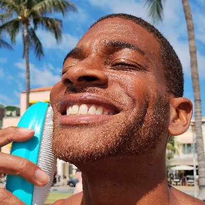 Proper exfoliation is key to great skin. Stop razor bumps before they start. Use a Wizker.