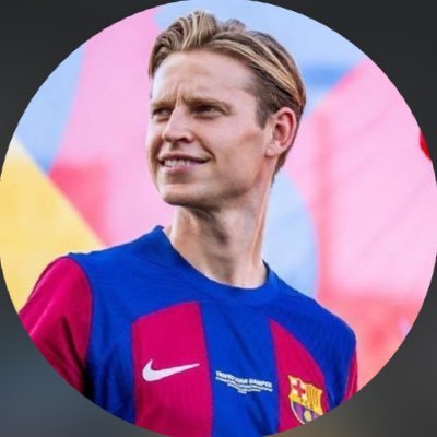 partisan du Dejong football💙❤️ meilleur milieu de l’histoire