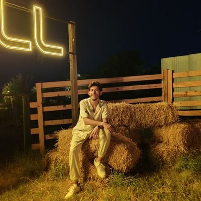 HidirAydemir11's profile picture. Hıdır'de Tanırlar.