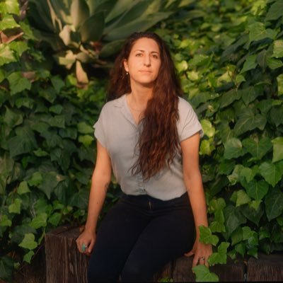 writer + teacher || surveillance, policing, archives, place-making || 1/3rd of https://t.co/RWI5xm9wOd