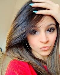 Canceriana , Flamenguista , chata , irritante , brincalhona & feliz (: