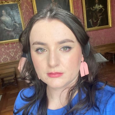 laurynfvm's profile picture. I'd rather be dead in California than alive in Arizona