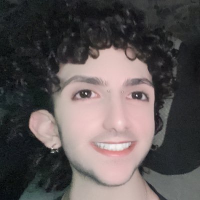 mullydriive's profile picture. Donatella VERSACE 💜