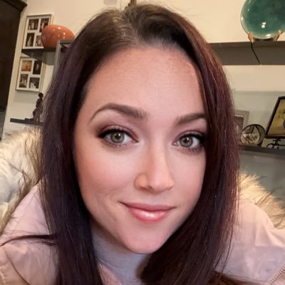 Mandalewi's profile picture. 