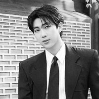김남준 (@rkelvs) 's Twitter Profile Photo 김남준 (@rkelvs) 's Twitter Profile Photo
