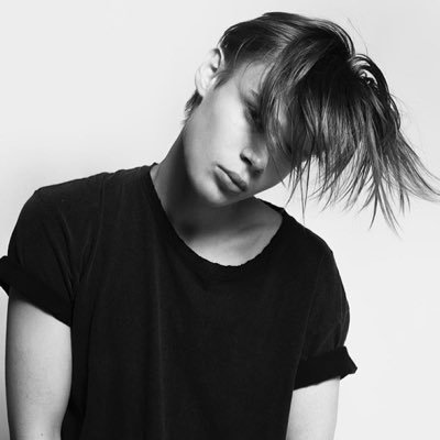 Tom1Vidal's profile picture. Camino por la Derecha, Amo a mi Pais, Nada contra los Zurdos.. Pero Ojalá se fueran a vivir a Venezuela, Cuba, Nicaragua, Bolivia.. veamos si duran 1 año...