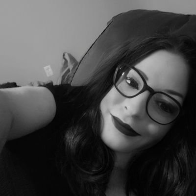 @namelessface.bsky.social
middle-aged, semi-closeted transfem enby // HRT Oct. 2023 (restart) // wannabe writer // t4t // she/they //banner by @girldrawsghosts