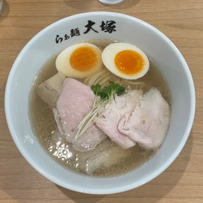 ksmallfountain1's profile picture. 2021年秋からミニ四駆にハマり、2023年春からVZで遊んでます。最近はブレーキとバクスラアンカーを勉強中です。無言フォロー失礼します。