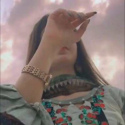 Drfaria1122's profile picture. Feel patient's pain from soul.