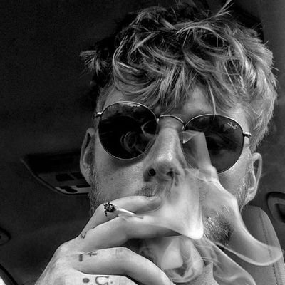 Mr__AB___'s profile picture. ᴇxᴘʟᴏʀɪɴɢ ᴛʜᴇ ᴡᴏʀʟᴅ ᴛʜʀᴏᴜɢʜ ᴡᴏʀᴅs ᴀɴᴅ ᴡᴏɴᴅᴇʀ ✨ | ᴘᴀssɪᴏɴᴀᴛᴇ ᴀʙᴏᴜᴛ ᴛᴇᴄʜ, sᴘᴏʀᴛs, ᴛʀᴀᴠᴇʟɪɴɢ & ᴇᴅɪᴛɪɴɢ 🌍🤩