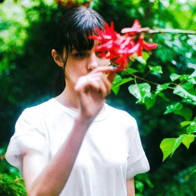 Rainskycen's profile picture. 어릴땐 순정만화 빌려보는걸 좋아했고, 지금은 로판웹툰 좋아해요💛화장품을  좋아하고, 특히 마스크팩 좋아함☺️❤️